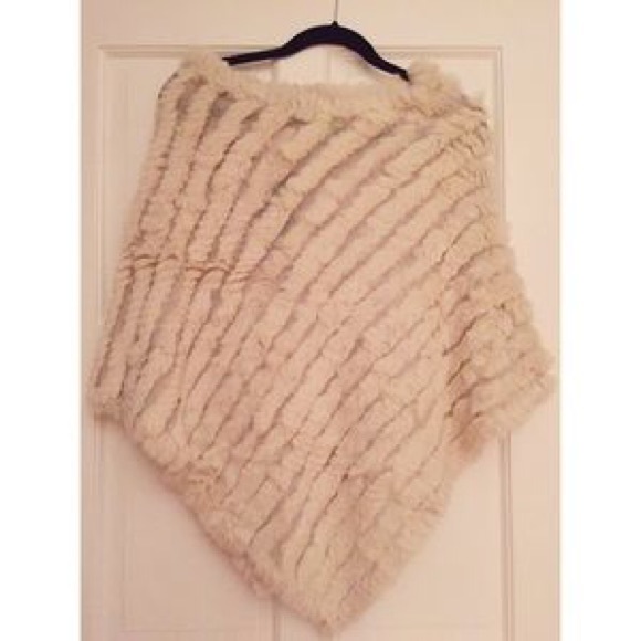 100% Real Rabbit Fur Poncho - Picture 5 of 7